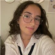 Professeur polyvalente de Soutien Scolaire pour élèves de Primaire, Collège et Lycée.